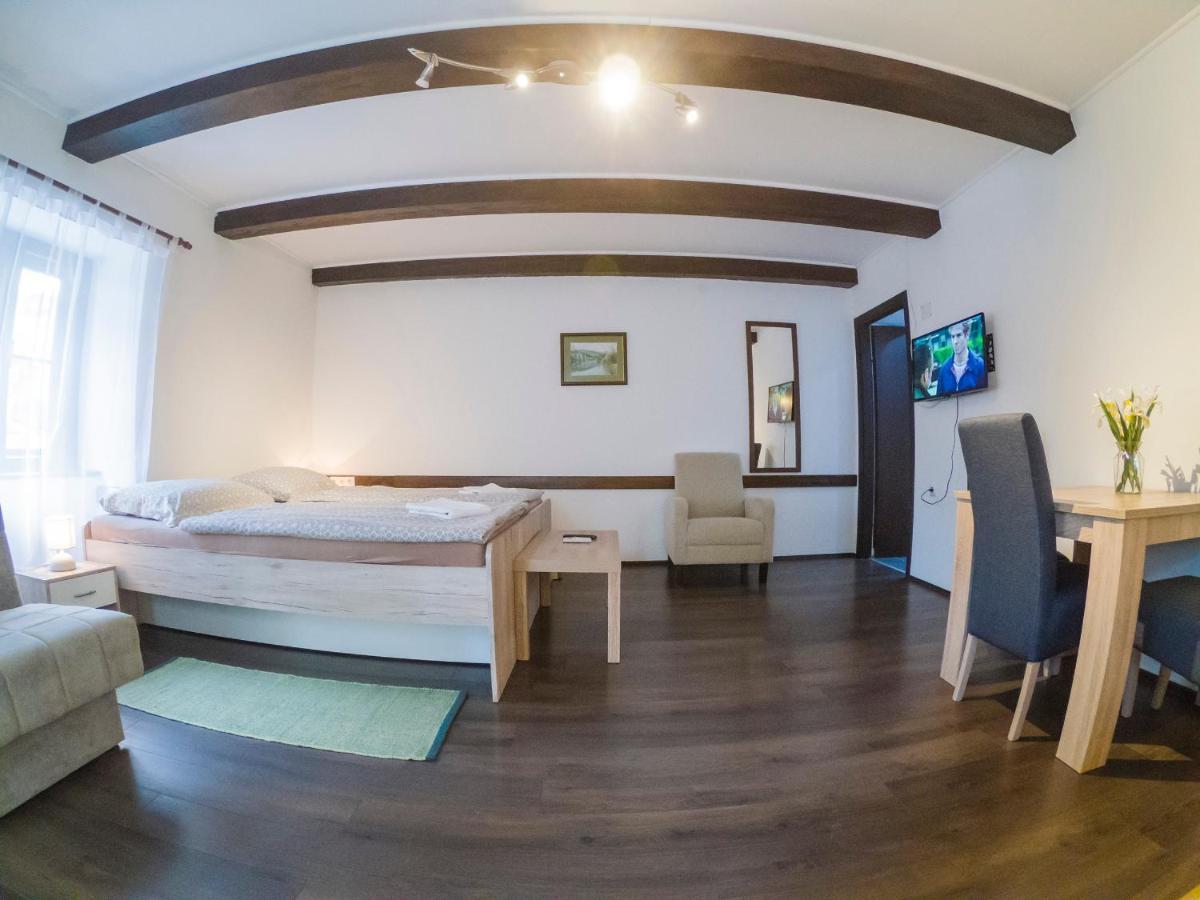 Pego Apartamento Slunj Exterior foto